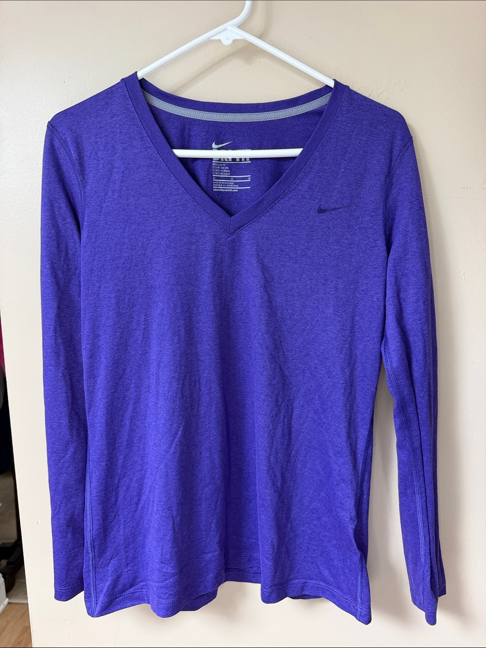 Nike Purple V-Neck Long Sleeve Athletic Top